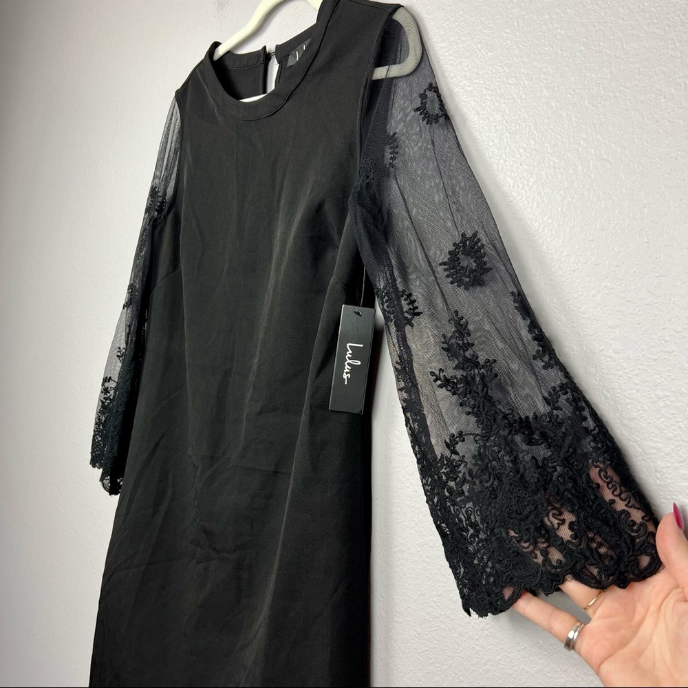 Lulu's Black Lace Sleeve Shift Dress